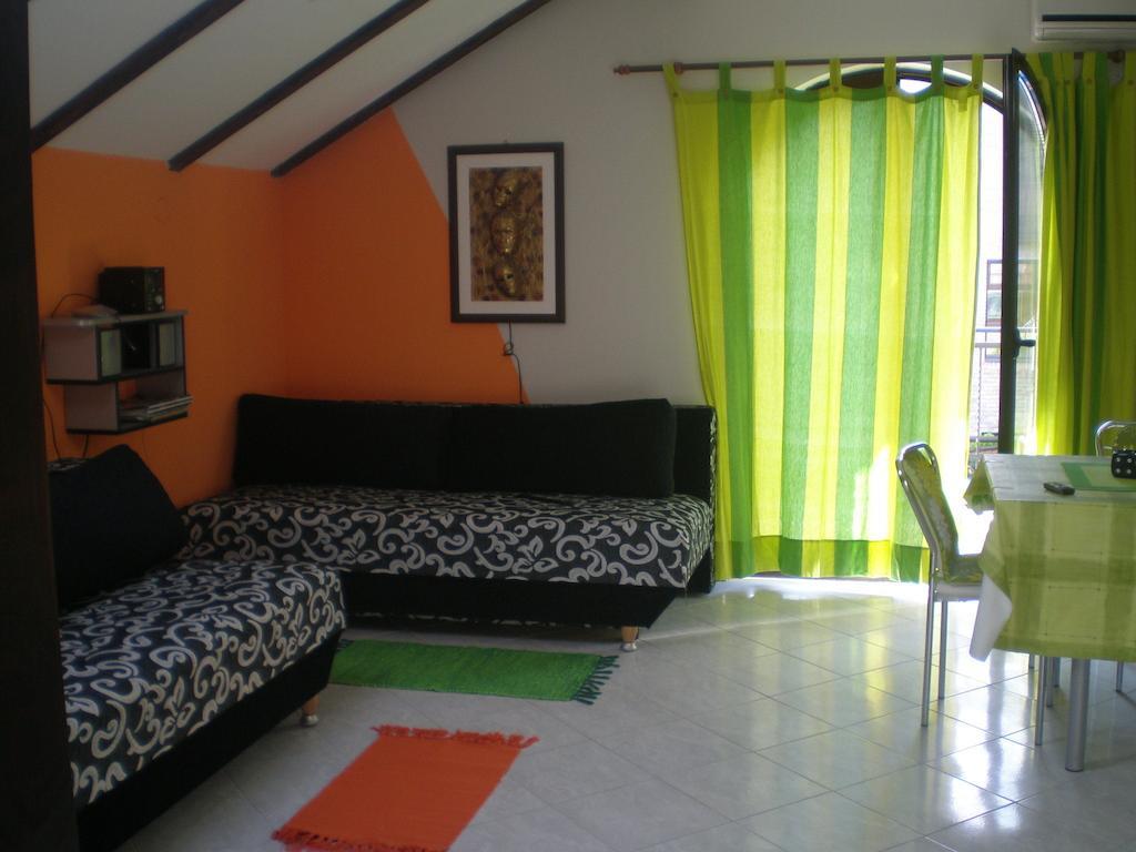 Apartments Jeremic ベラ・ツルクバ 部屋 写真
